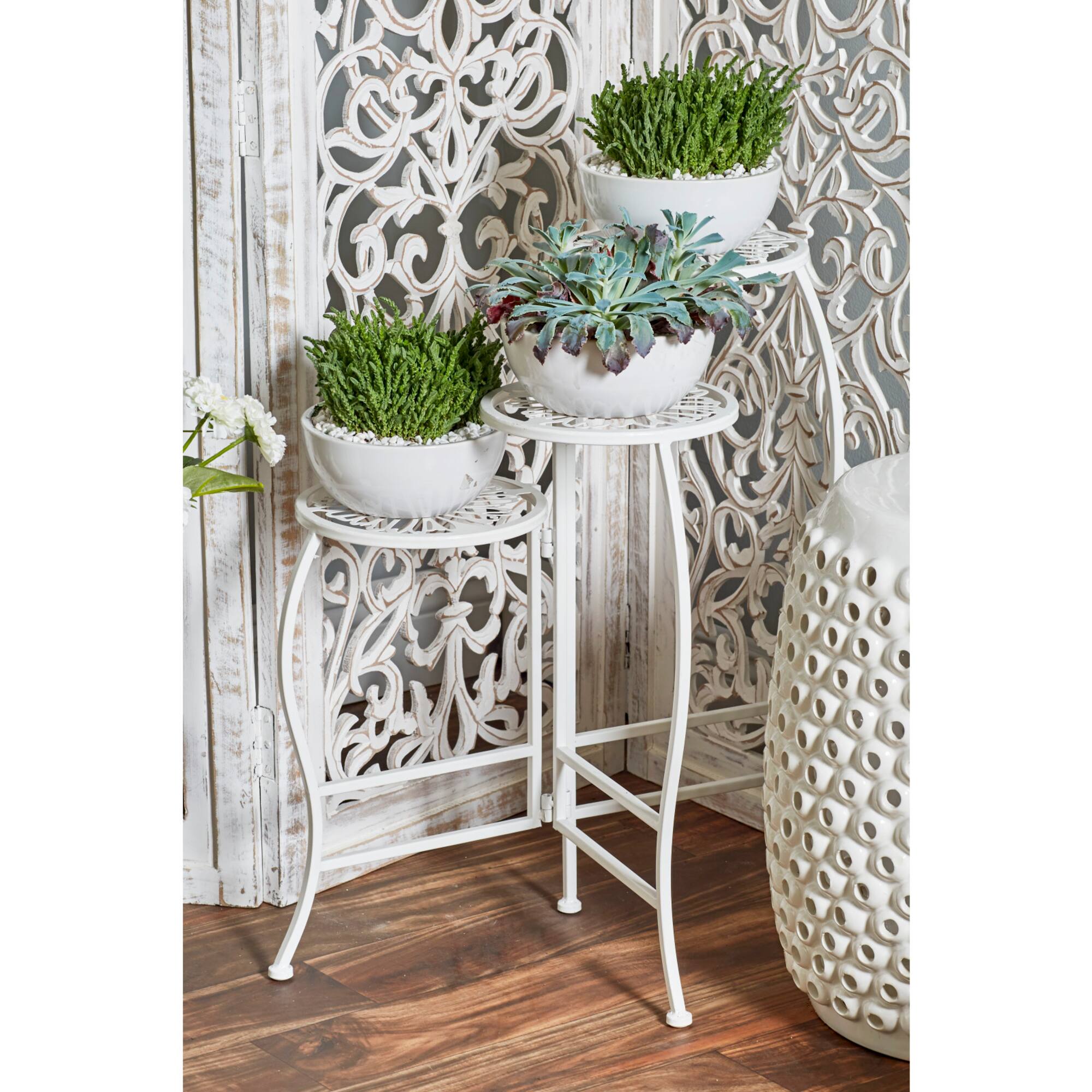 24" White Metal Traditional 3-Tier Plant Stand